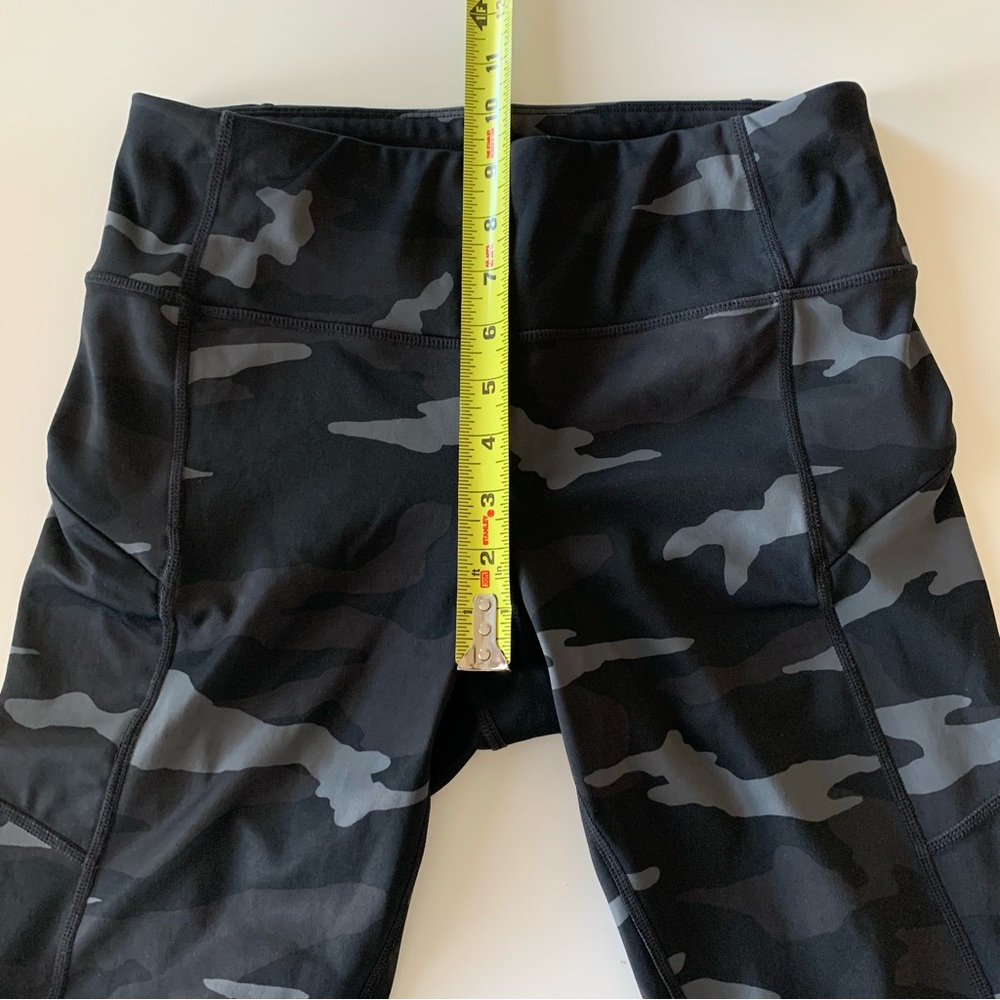 Athleta camo contender 7/8 tight size small - Picture 10 of 11